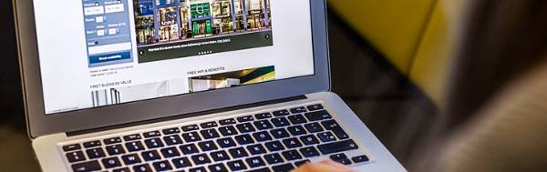 Det går att avboka hotellrum online hos First Hotels.