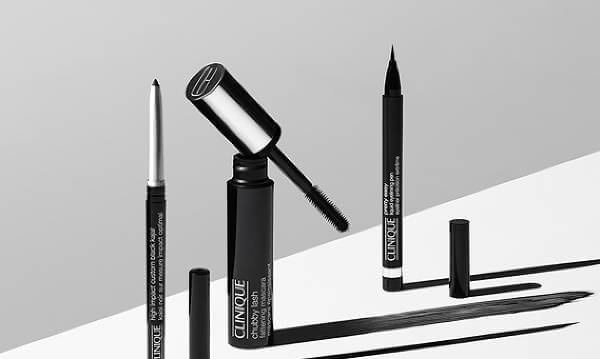 Clinique erbjuder både hudvård och smink på sin hemsida. 